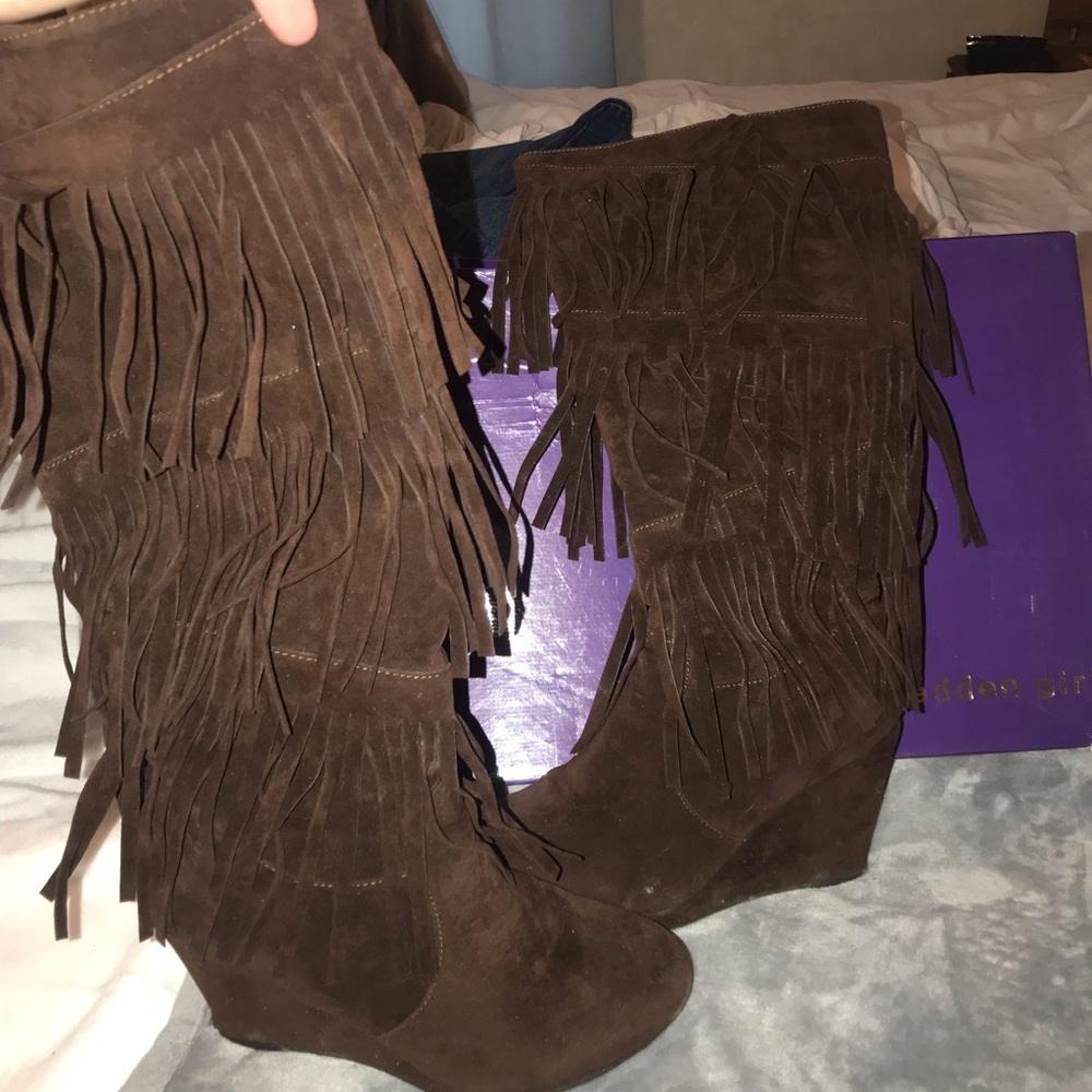 Fringe boots